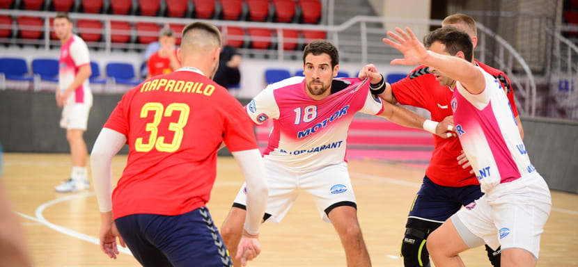 Украина. “Мотор” победил "Одессу". Команда лидирует в чемпионате