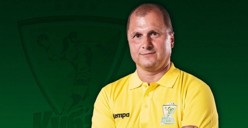 Суперлига. Сергей Вальтер: "Трефилов включился в тренировочный процесс, чтобы поддержать команду и настроить на игры за третье место"