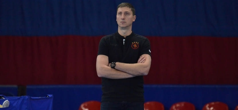 SEHA-Gazprom League. Виталий Иванов: "Хорошо, что попали именно на СКА. С Минском всегда интересно встречаться на площадке"