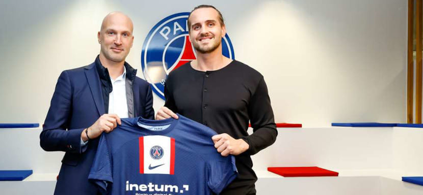 Франция. Официально. "Пари Сен-Жермен" объявил о трансфере правого полусреднего "Пика" Кента Робина Тённесена. Срок контракта — 2 года