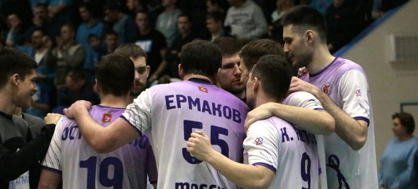 Olimpbet Суперлига. "Чеховские медведи" дома уверенно обыграли "Виктор", "Динамо-Сунгуль" в Волгограде справился с "Каустиком"