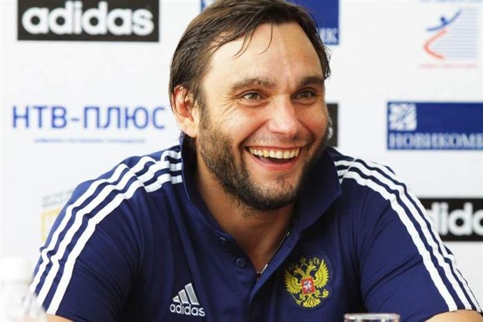 Олег Кулешов: "С Ходьковым обо всем договорились на берегу"