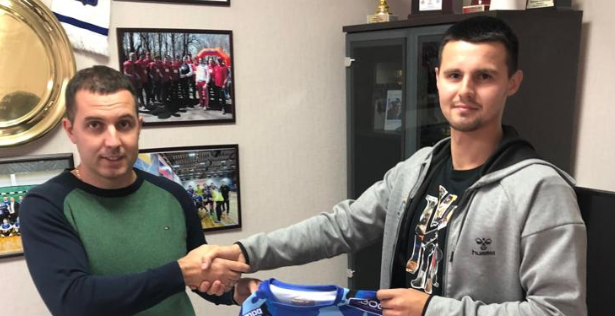 Суперлига. Максим Куретков, покинувший "Чеховских Медведей", стал игроком ставропольского "Виктора"