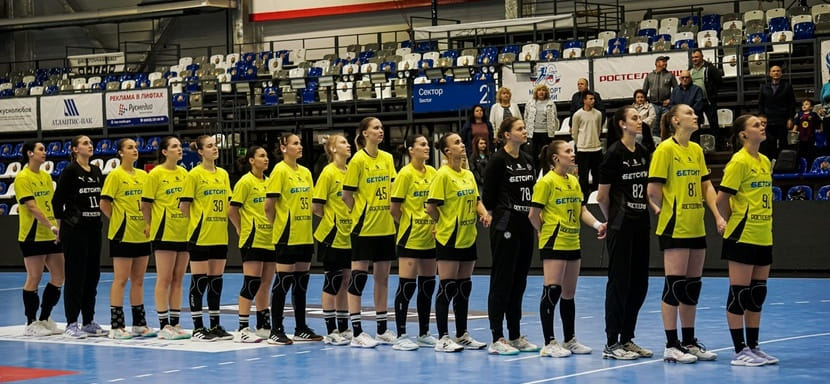 Команды из Звенигорода, Ростова-на-Дону и Волгограда выиграли субботние матчи в высшей лиге