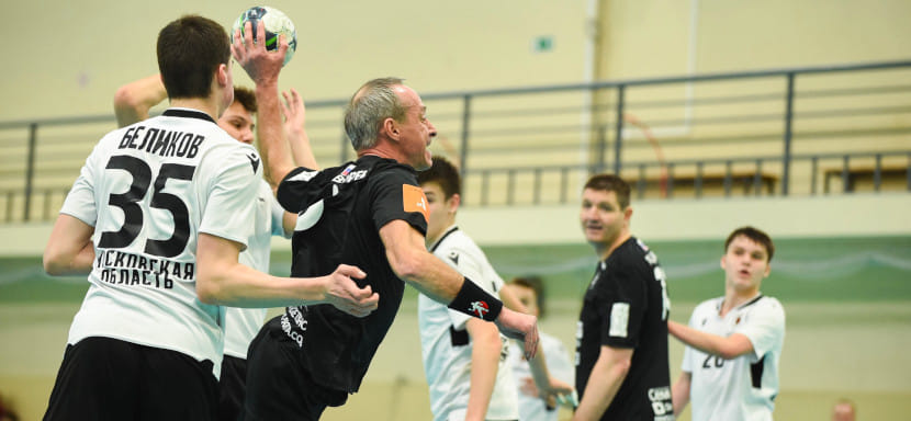 Первая лига. Как дела в турнирах с участием Деревеня и Кривошлыкова, Пахомовой и Муравьевой?