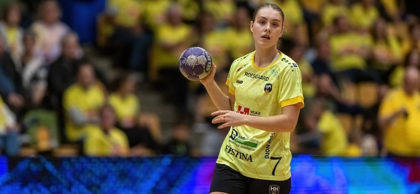 "Копенгаген" подписал разыгрывающую сборной Фарерских Островов Марию Пальсдоттир