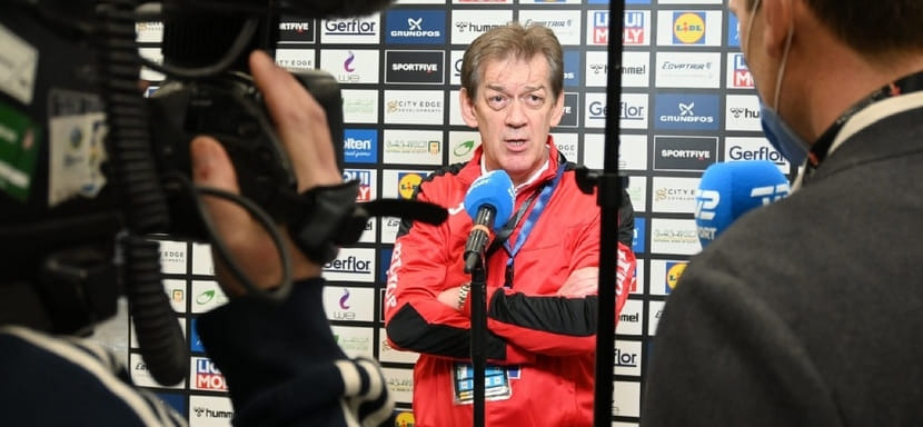 ЧЕ-2022. Велимир Петкович: "Мы должны работать на полную все 60 минут матча! Все дело в голове, и это изменить сложнее всего"