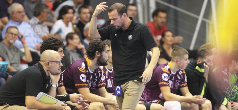 Финляндия. В следующем сезоне новым главным тренером "Кокс" из Риихимяки будет французский специалист Кристоф Вьенне