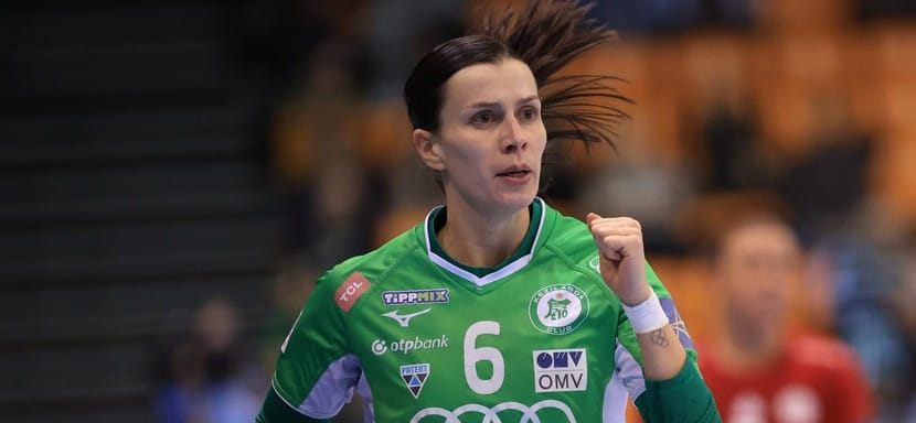Трансферный слух. Левая крайняя "Дьёра" и сборной Венгрии Надин Сёллёши-Шатцль продолжит карьеру в "Будаёрше"
