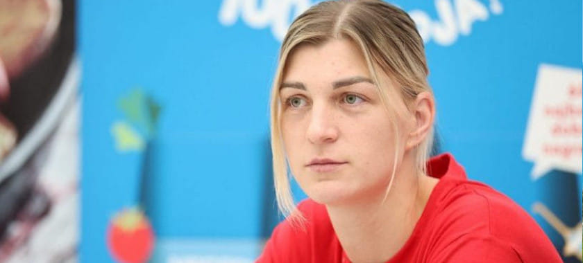 Румыния. Экс-линейная "Астраханочки" Ирина Стельмах покинула хорватскую "Подравку" и пополнила состав "Короны" из Брашова