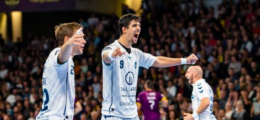 Франция. Испанский левый полусредний "Тулузы" Арнау Гарсия объявил, что покидает клуб после трех сезонов