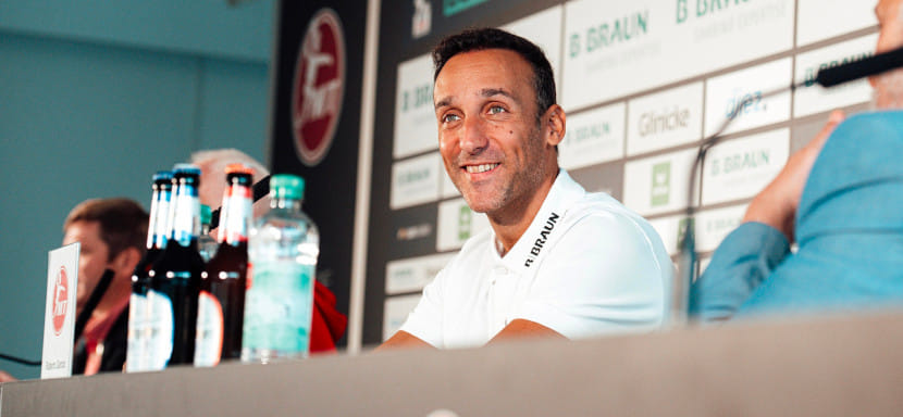 Бундеслига. "Мельзунген" Глеба Калараша продлил контракты с членами тренерского штаба во главе с Роберто Гарсией Паррондо на 2 сезона