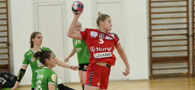 Румыния. Квинтет лидирующих в турнире команд оформил очередные победы