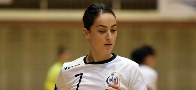 Румыния. Правая крайняя Кристина Митраке вернулась на родину из Швеции и будет выступать за "Залэу"