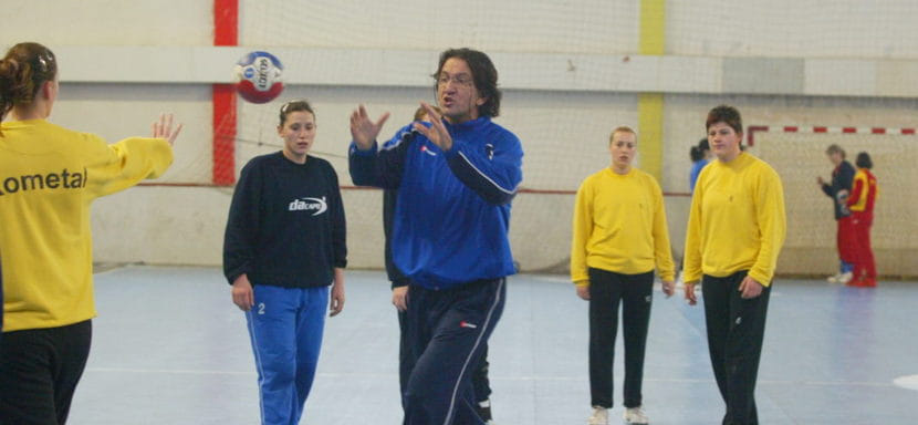 Балканы. Женскую сборную Северной Македонии вместо Симе Симовского возглавит Любомир Савевски, который не работал в гандболе больше 10 лет