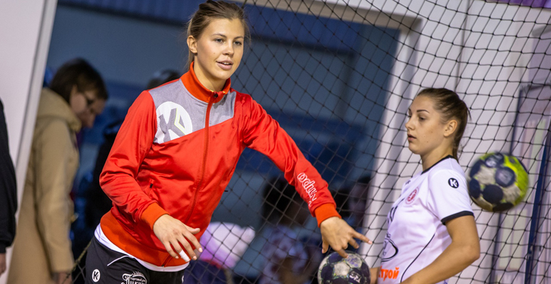 Кубок ЕГФ. Опубликован состав "Астраханочки" на матч с "Метцингеном", в заявке гостий — 14 гандболисток 