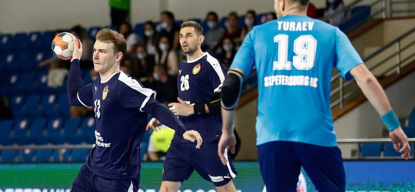 Суперлига Париматч. Линейный ЦСКА Илья Рябов о поражении от "Невы": "В начале обоих таймов мы отдавали контроль игры"