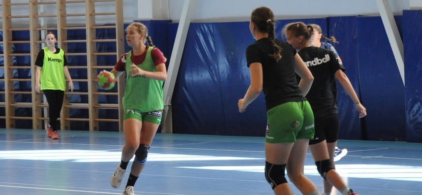 Кубок России. Встреча между новороссийской "Черноморочкой" и брянским "Соколом" состоится в Абрау-Дюрсо 18 сентября