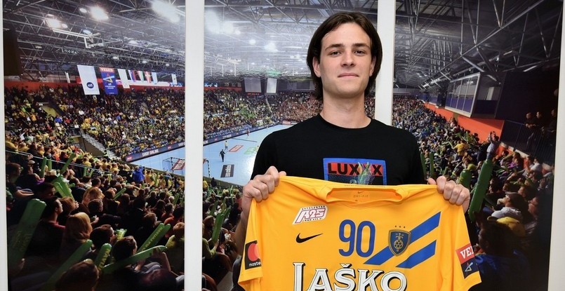 Балканы. Линейный хорватского "Замета" Верон Начинович перешел в словенский "Целе"