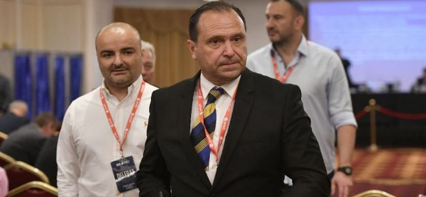 У румынского гандбола новый руководитель. На посту президента федерации Александру Деду сменил 58-летний Константин Дин