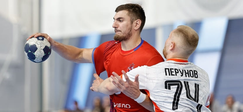 Левый полусредний МССУОР №2 - "Академии" Арсений Перунов получил денежный штраф от Федерации гандбола России