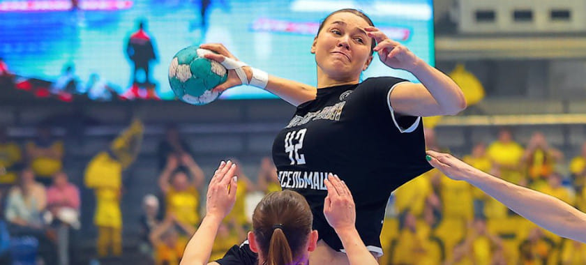 Olimpbet Суперлига. "Астраханочка" в первом матче с Михаилом Измайловым в гостях нанесла второе поражение в сезоне "Ростову"