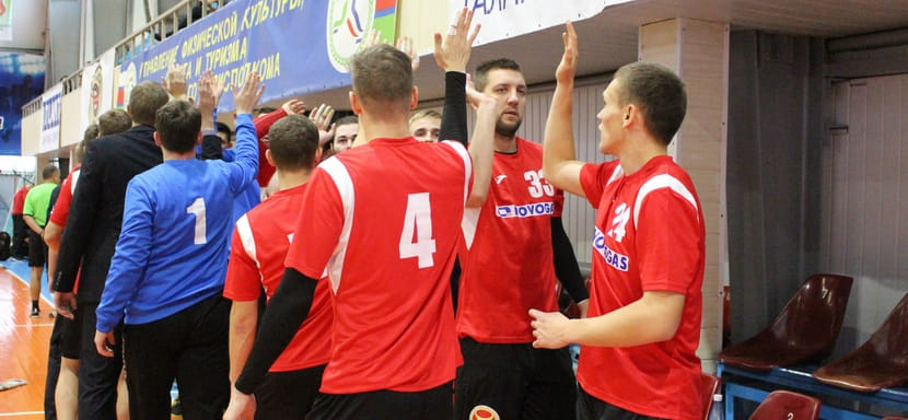 Беларусь. В мужском чемпионате гродненский “Кронон” на выезде одолел минский БГУФК-СКА