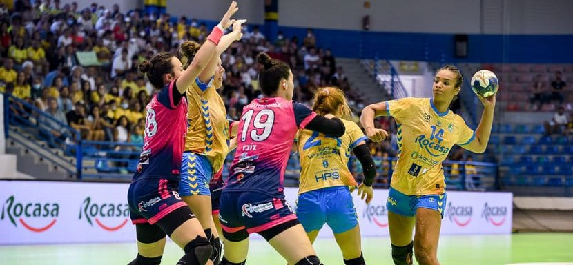 Кубок ЕГФ. Сегодня определится победитель женского турнира. Ответный финальный матч проведут испанские "Малага" и "Рокаса"