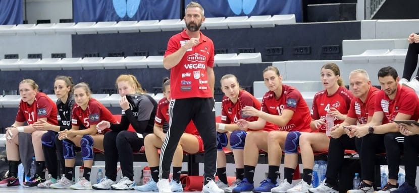 Румыния. Хорватский специалист Невен Хрупец вернулся на пост главного тренера "Дунэри" белоруски Марии Коновал