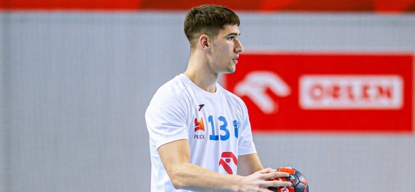 Польша. Правый полусредний Урош Митрович расстался с "Вислой" из Плоцка