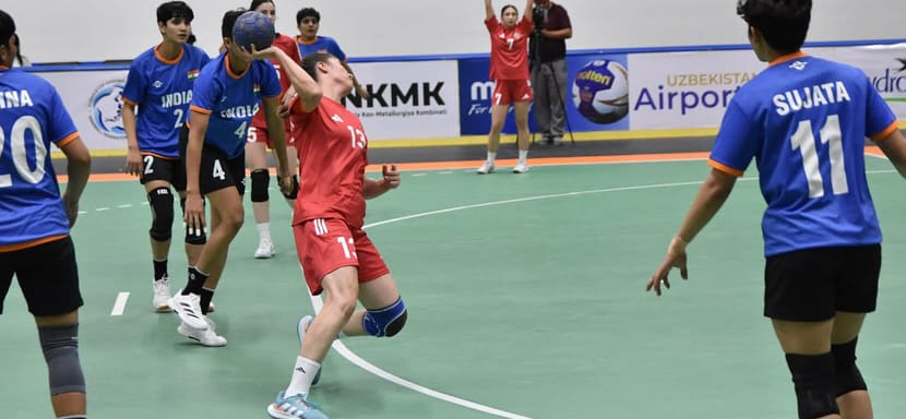 Женская молодёжная сборная Узбекистана (U-19) была дисквалифицирована на домашнем чемпионате Азии и лишилась путёвки на чемпионат мира (U-20)