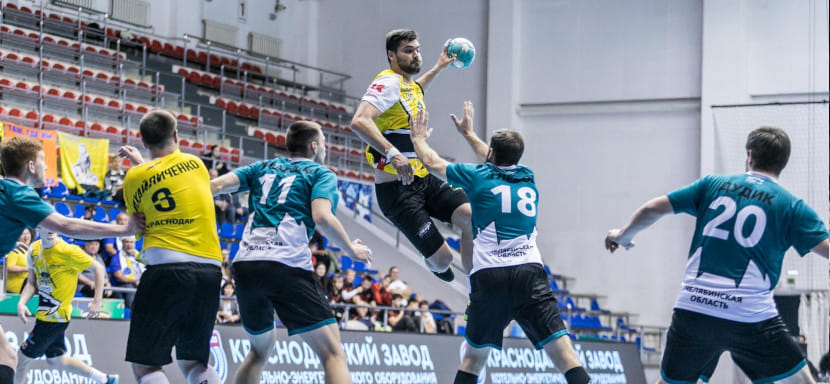 Olimpbet Super League. Saveliy Shalabanov’s 12 goals helped HC SKIF to achieve a confident home victory over HC Dinamo-Sungul and win the series