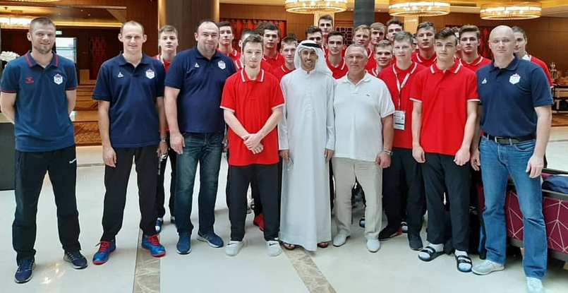 Руководитель Белорусской федерации гандбола Владимир Коноплев посетил Абу-Даби, где проходит международный турнир