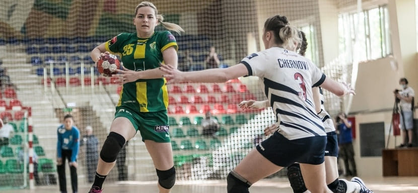 Суперлига. Разыгрывающая Анастасия Листопад и правая полусредняя Мария Дудина вскоре покинут краснодарскую "Кубань"