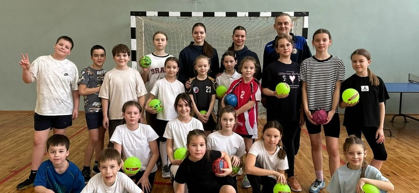 Представители тольяттинской "Лады" провели мастер-класс для учащихся лицея №57