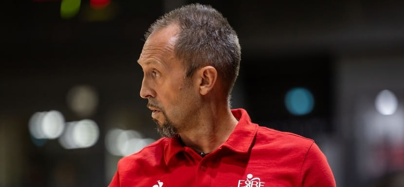 Франция. "Ницца" нашла нового главного тренера. Со следующего сезона с женской командой будет работать Себастьян Мизуль