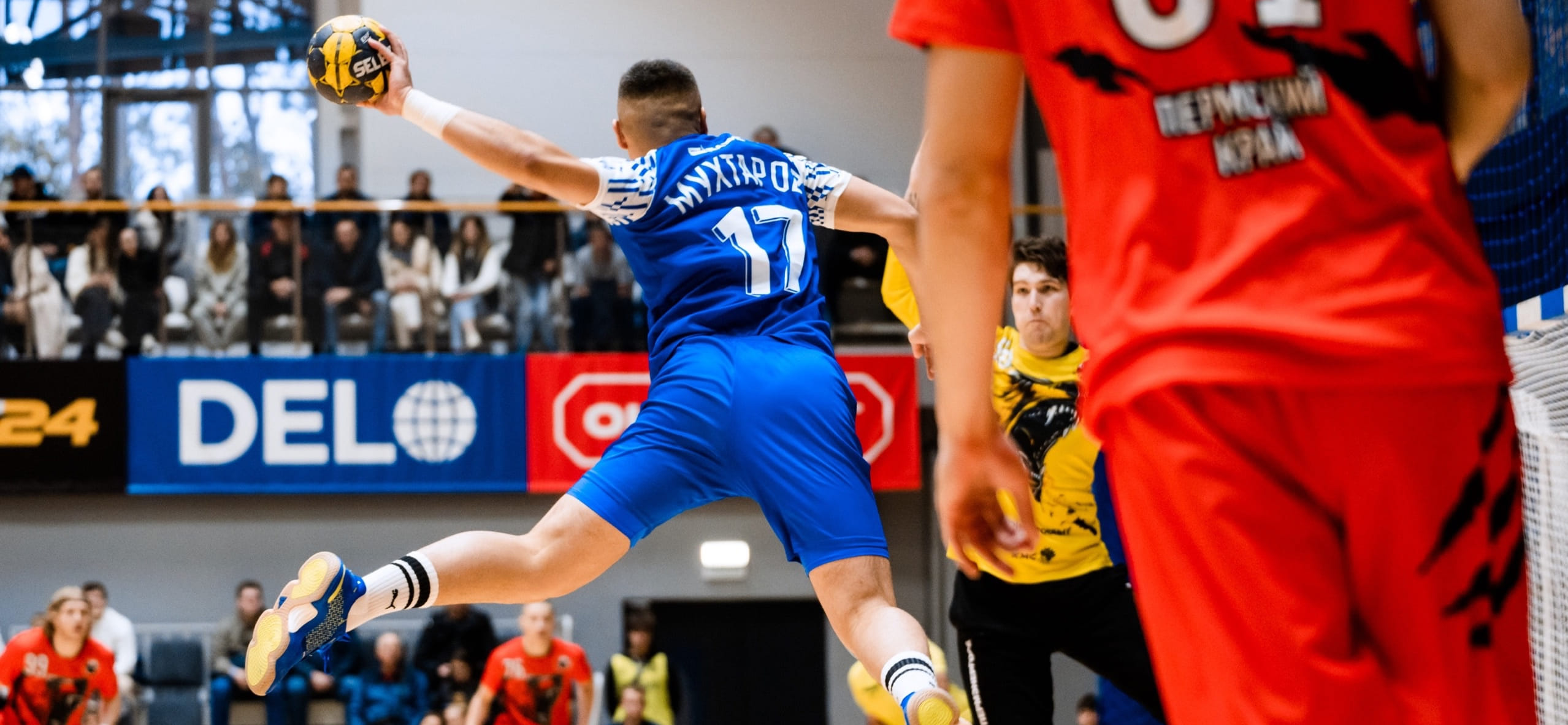 Упавшее знамя "Воронежа", 19 потерь "Каустика", 15 перехватов "Чеховских медведей". Итоги дня