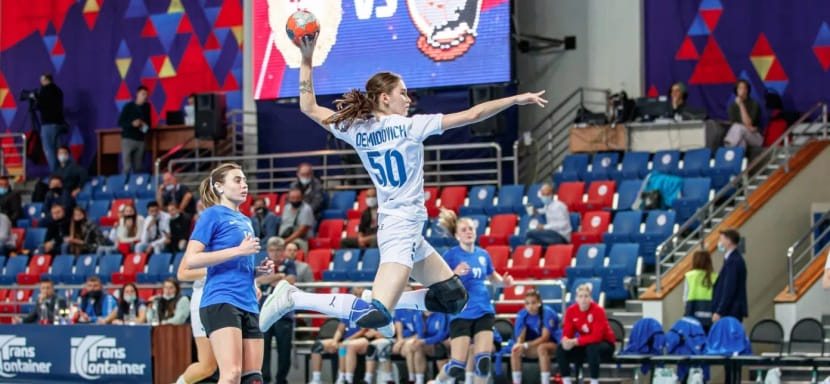 Куда и почему уходит молодежь? Поколение "Next" массово обрывает едва начавшиеся карьеры