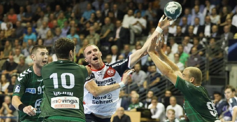 Германия. Трещины в берлинской стене