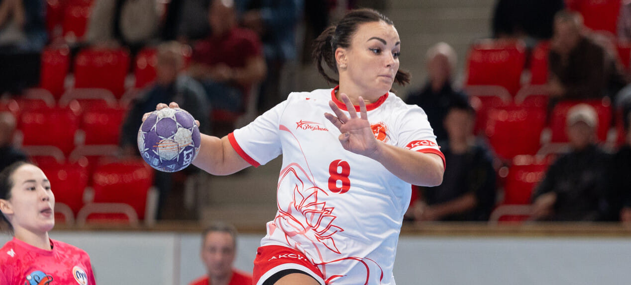 Кайнарова — комментатор, Юрьева — бомбардир, а Дегтярёва — MVP. "Луч" всё больше теряет себя