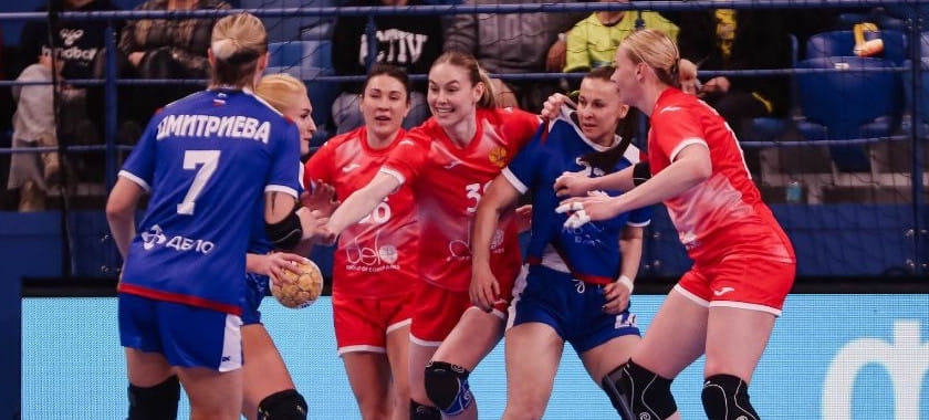 Антонина Санталова о гала-матче: "Очень круто поиграть вместе с такими великими игроками, окунуться и прикоснуться к чему-то прекрасному"