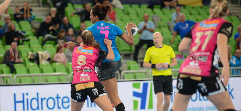 Delo Лига чемпионов. "Кристиансанд" обыграл "Крим", уступая 6 мячей после первого тайма, "Будучност" потерпела шестое поражение подряд