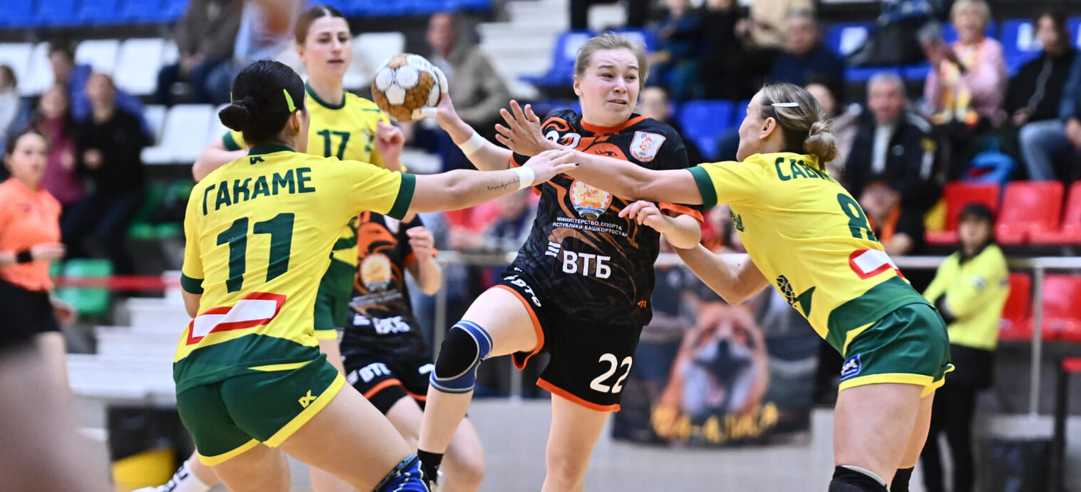 Исакова вернулась, Холодова дебютировала, Куцевалова выбила страйк. Как "Кубань" выиграла в Уфе