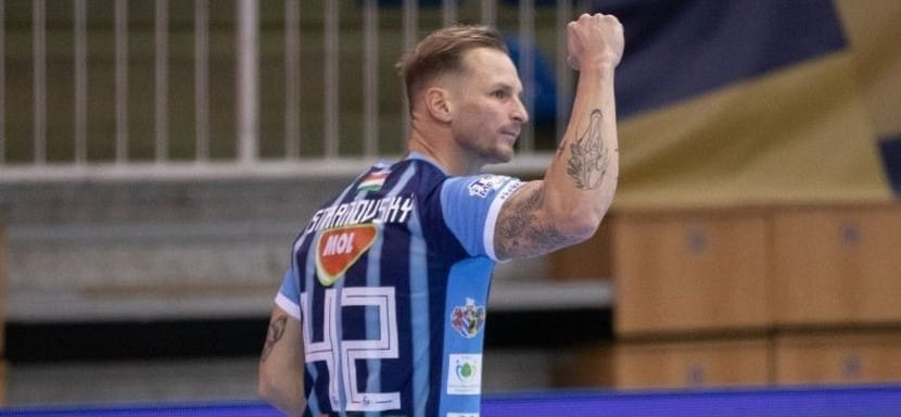 Венгрия. "Пик" из Сегеда продлил контракт со словацким левым крайним Мартином Страновским