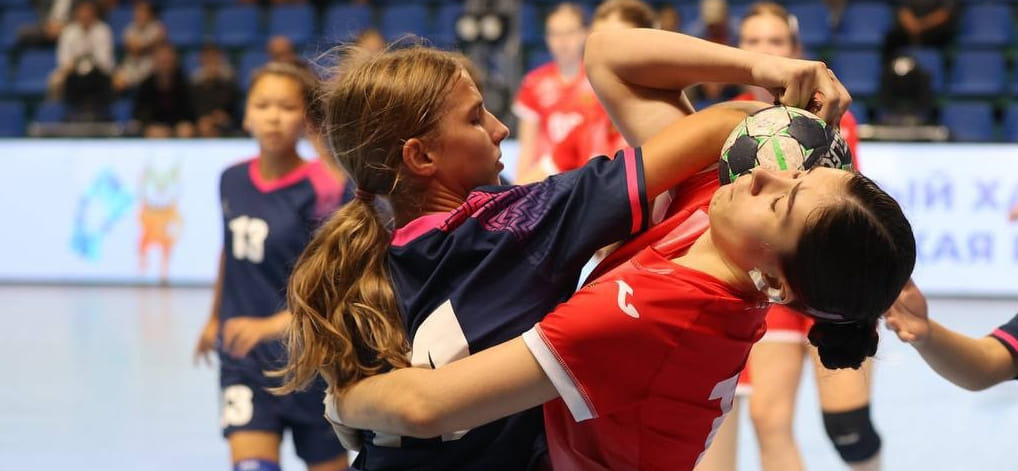 Игры стран СНГ. Взялись за Шкирмана. Россия воздушками разгромила Кыргызстан, забросив 76 мячей