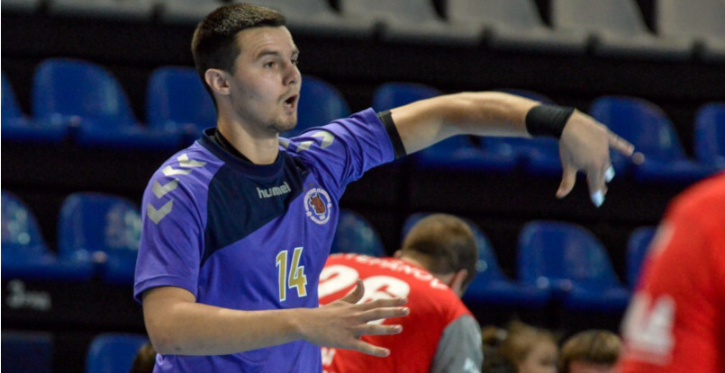 Максим Куретков: "И каждую весну Чехов снова на первом месте…"