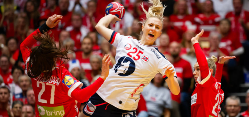 ЧМ-2023. Левая полусредняя команды Норвегии Хенню Рейстад — самый ценный игрок топ-турнира. В символическую сборную вошли три француженки