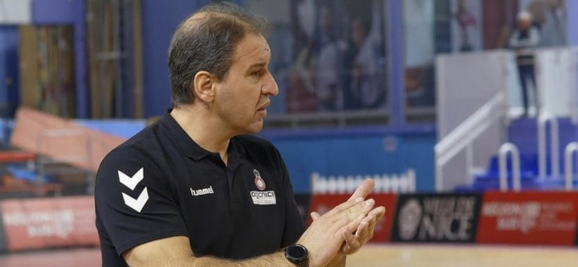 Франция. По окончании сезона главный тренер "Ниццы" Марьян Колев покинет команду. На посту его заменит Клеман Алькасе