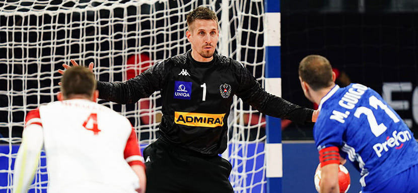 Голкипер греческого АЕКа Томас Бауэр принял решение завершить карьеру в сборной Австрии