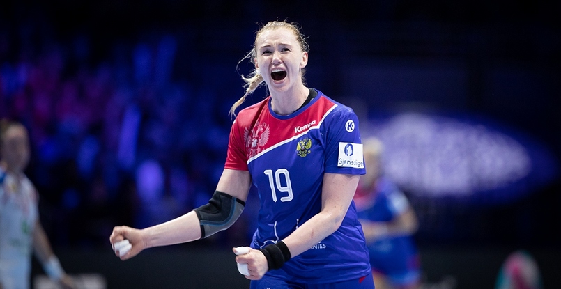 ЧЕ-2018. Сборная России после первого тайма обыгрывает датчанок